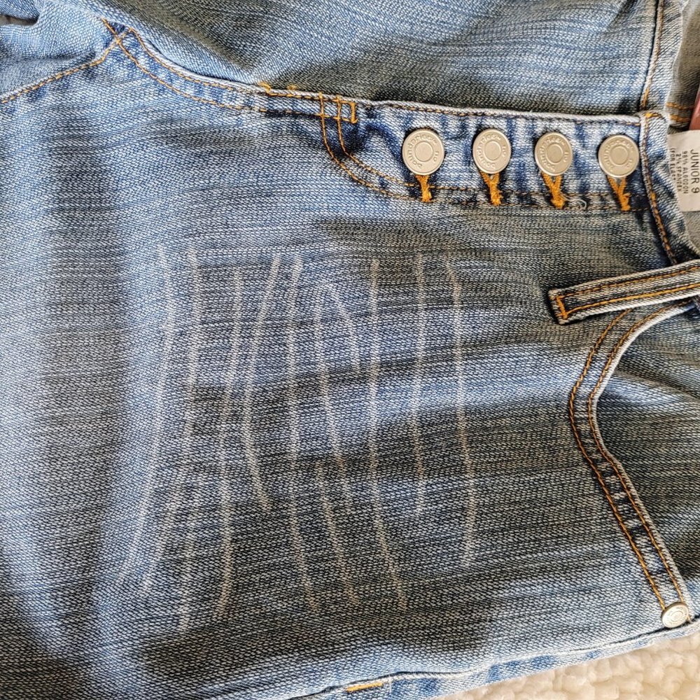 No Boundaries Stretch Light Wash Juniors Size 9 - Picture 5 of 11